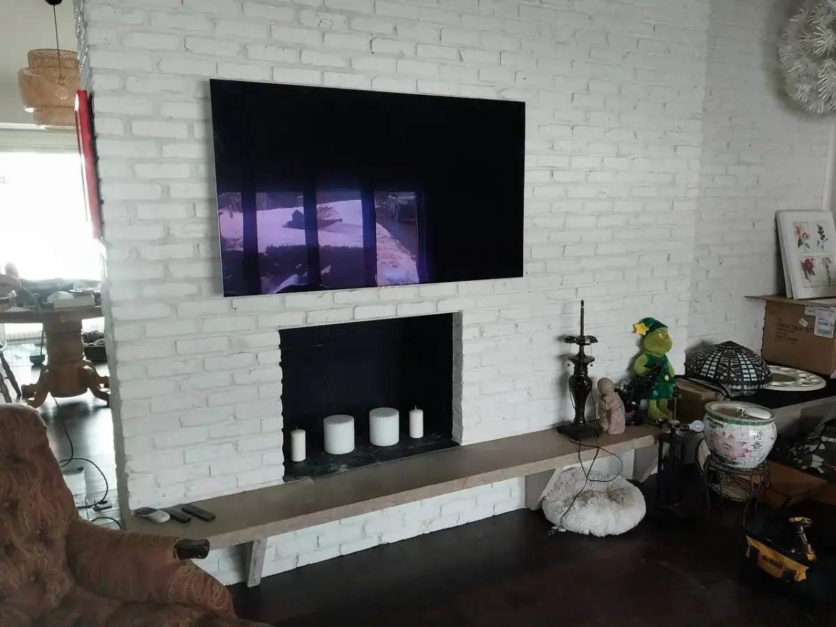 65 Inch Tv White Brick Fireplace Minnetrista - The Mounting Man