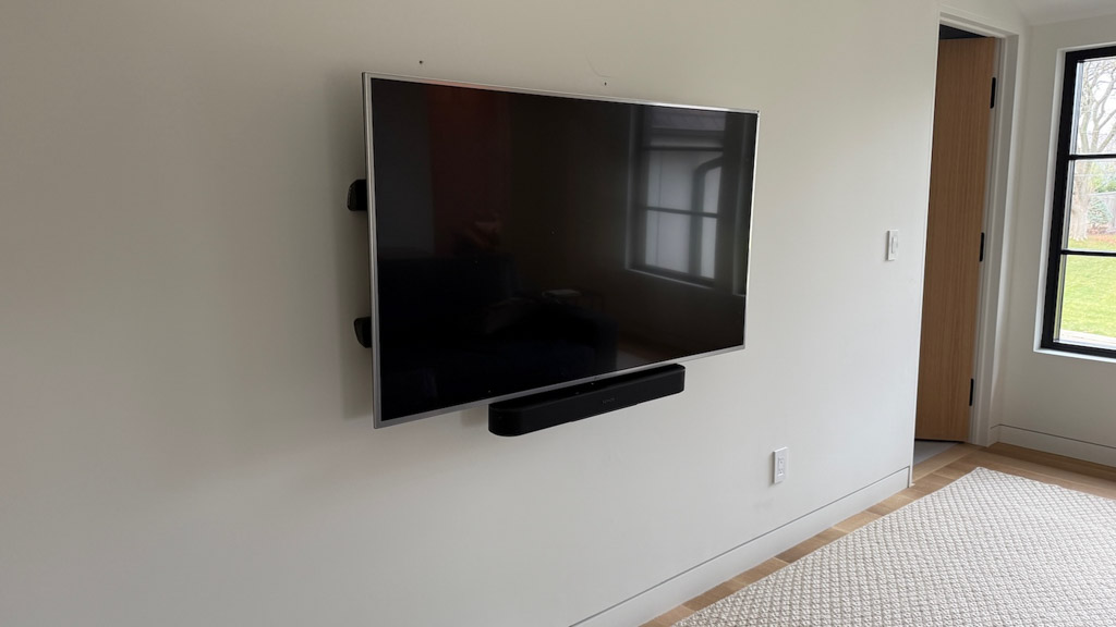 75 Inch Tv Full Motion Mount Soundbar Edina - The Mounting Man