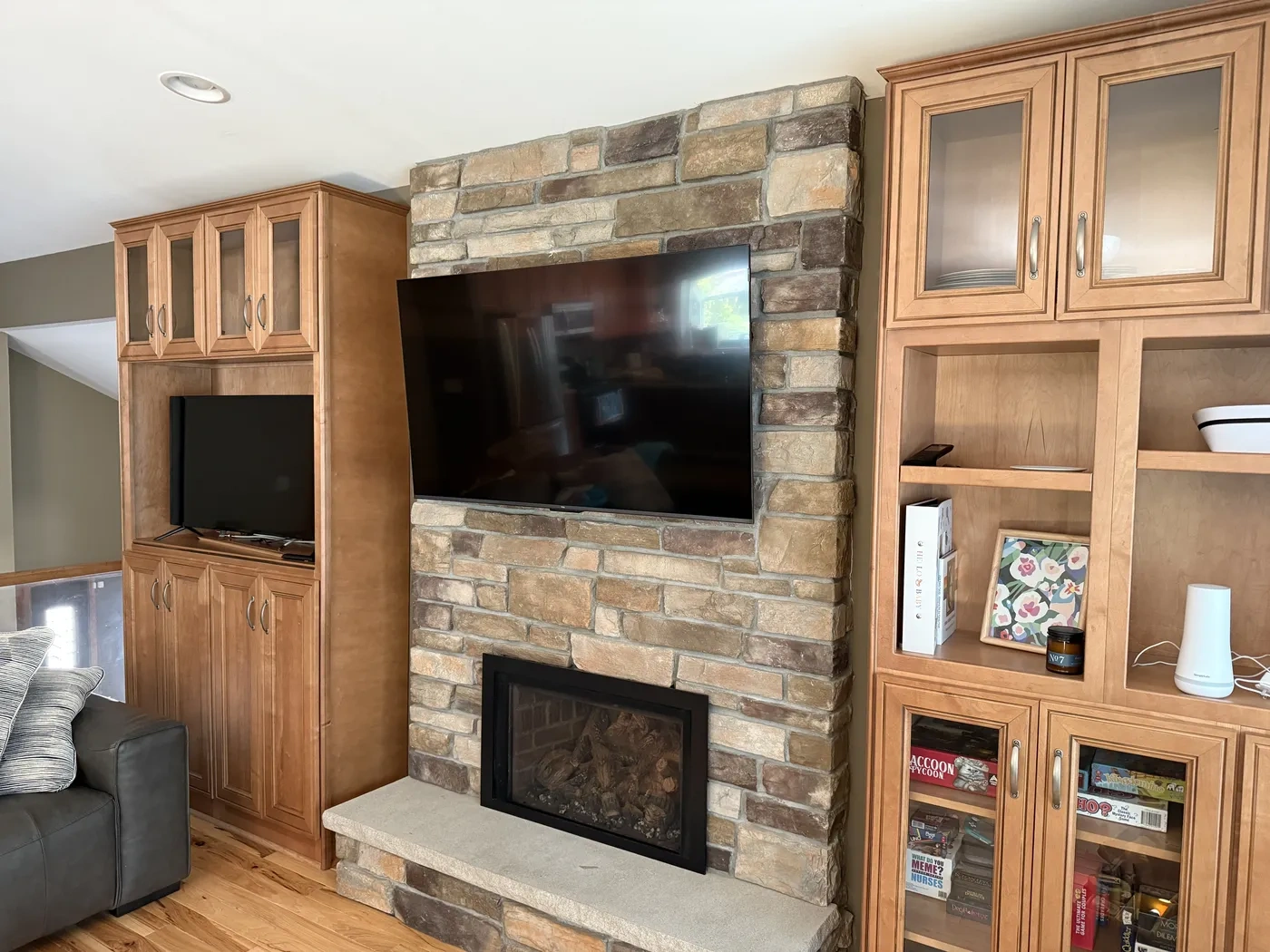 65 Inch Tv Stone Fireplace Bloomington Mn - The Mounting Man