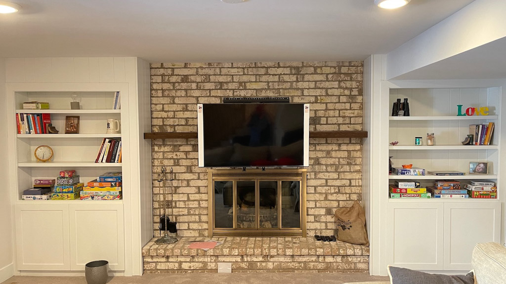 55 Tv Mantelmount Mm340 Brick Fireplace Edina - The Mounting Man